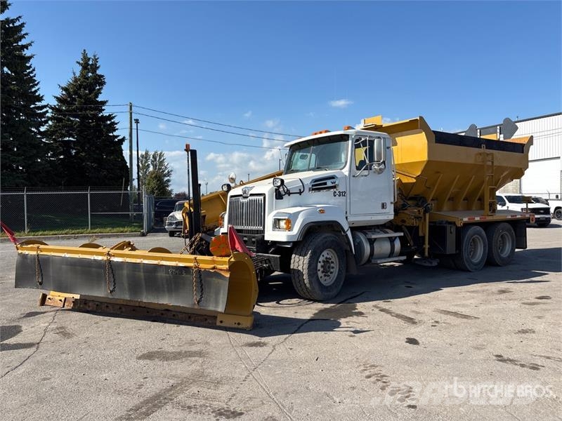 Western Star 4700SF 6x4 Snow Plow Truck Общински/универсални превозни средства