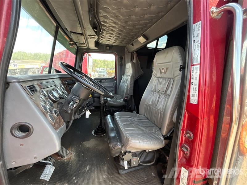 Western Star 4900 6x4 Sleeper Cab and Chassis Kabine i unutrašnjost