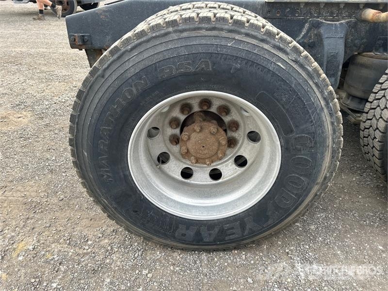 Western Star 4900 6x4 T/A Day Cab Truck Tractor Влекачи