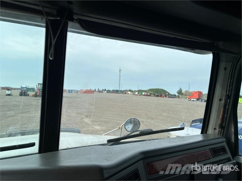 Western Star 4900 6x4 T/A Day Cab Truck Tractor Влекачи