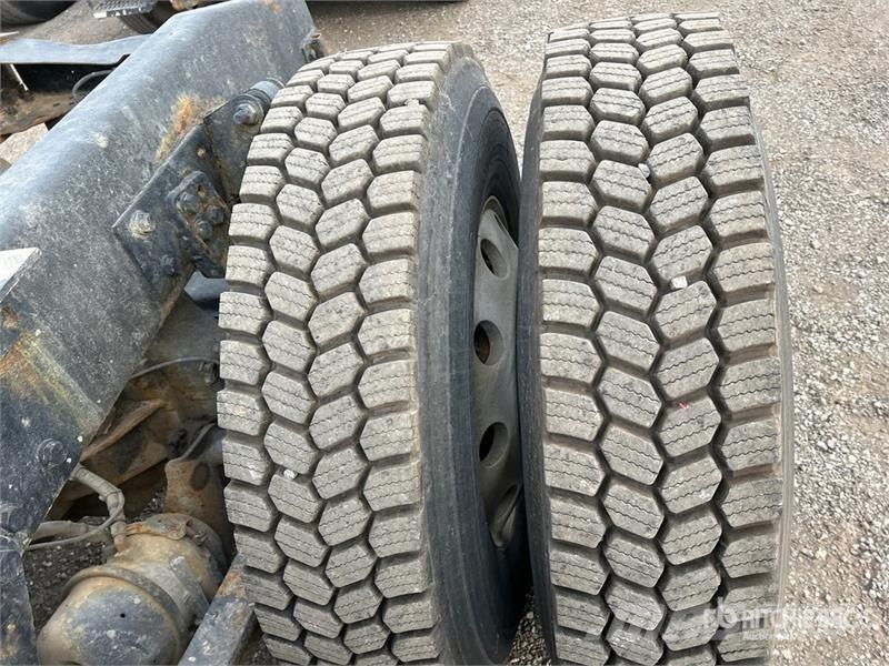 Western Star 4900 6x4 T/A Day Cab Truck Tractor Влекачи
