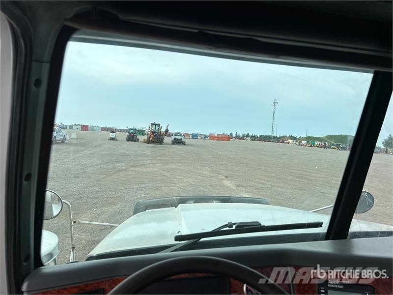 Western Star 4900 6x4 T/A Day Cab Truck Tractor Влекачи