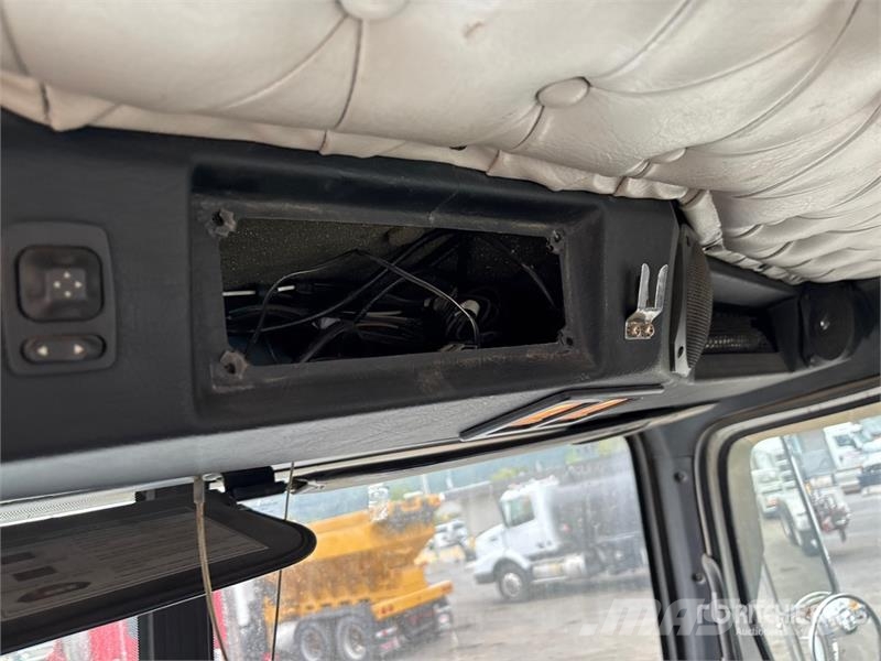 Western Star 4900 6x4 T/A Day Cab Truck Tractor Çekiciler