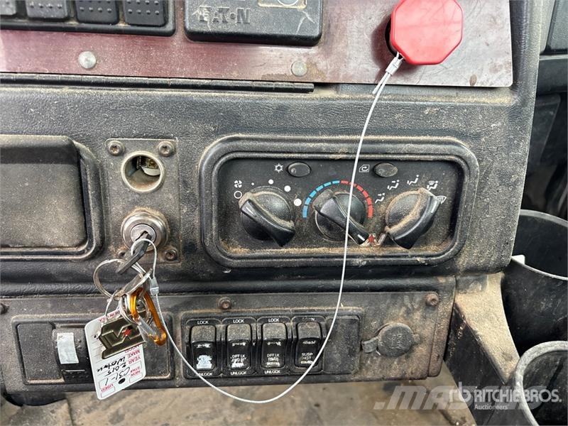 Western Star 4900 6x4 T/A Day Cab Truck Tractor Çekiciler
