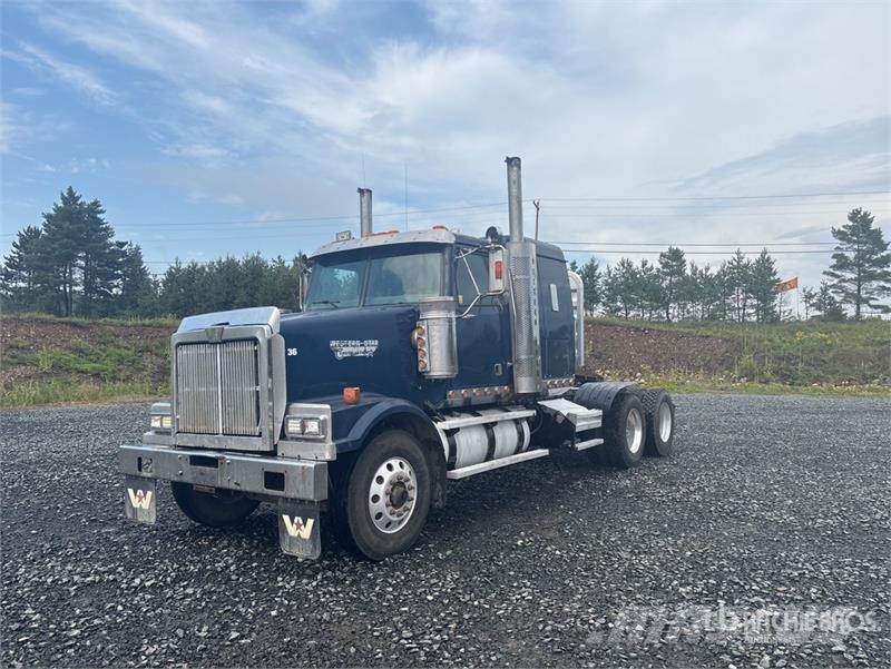 Western Star 4900 6x4 T/A Sleeper Truck Tractor Влекачи