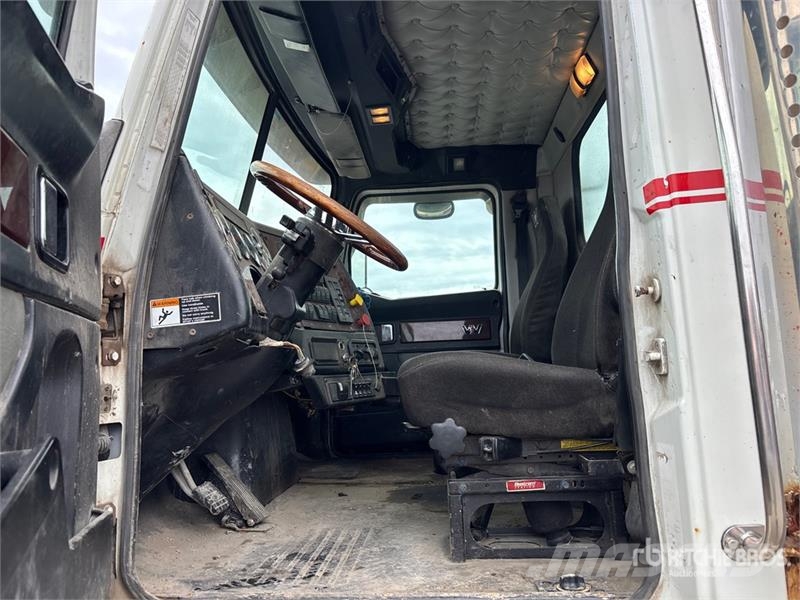 Western Star 4900 6x4 T/A Day Cab Truck Tractor Çekiciler