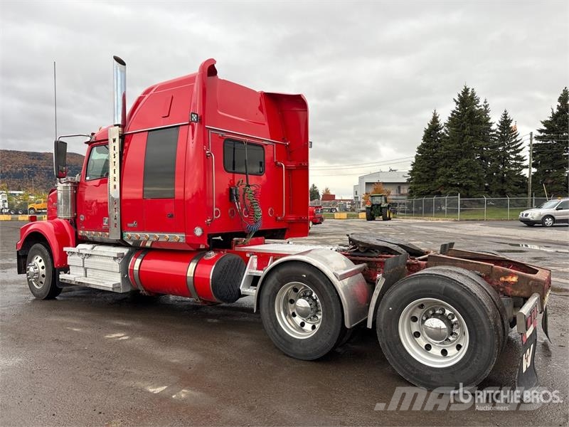 Western Star 4900 6x4 T/A Sleeper Truck Tractor Седельные тягачи