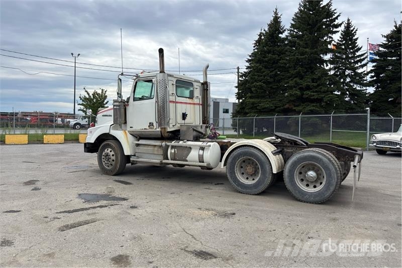 Western Star 4900 6x4 T/A Day Cab Truck Tractor Çekiciler
