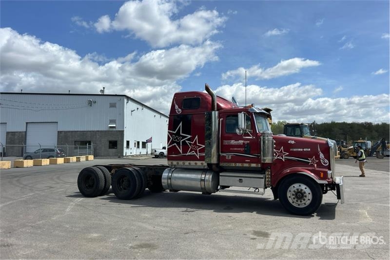 Western Star 4900 6x4 Sleeper Cab and Chassis Kabine i unutrašnjost