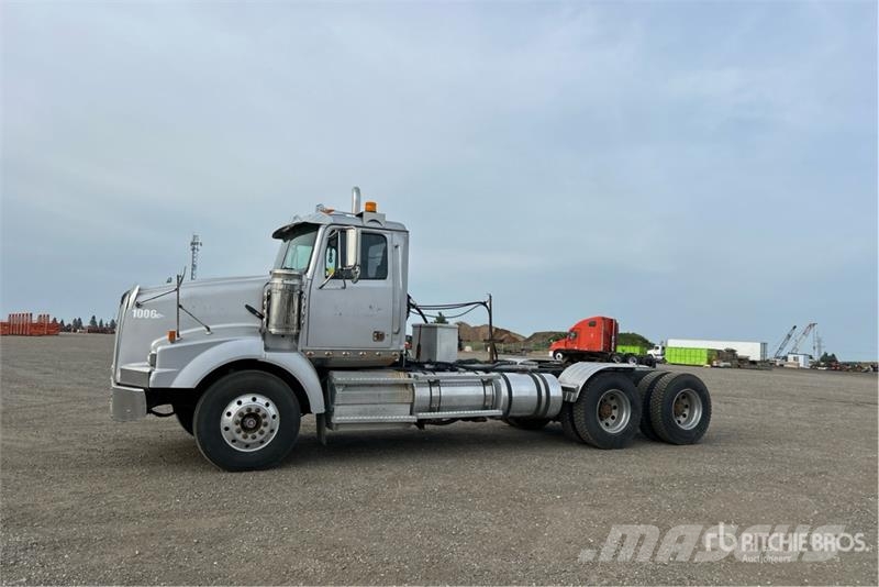 Western Star 4900 6x4 T/A Day Cab Truck Tractor Влекачи