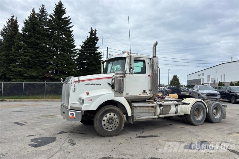 Western Star 4900 6x4 T/A Day Cab Truck Tractor Çekiciler