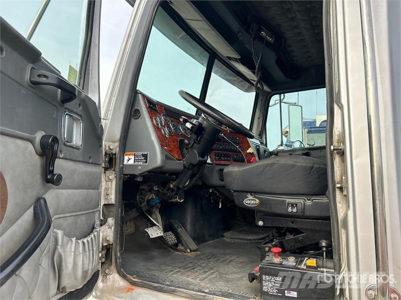 Western Star 4900 6x4 T/A Day Cab Truck Tractor Влекачи