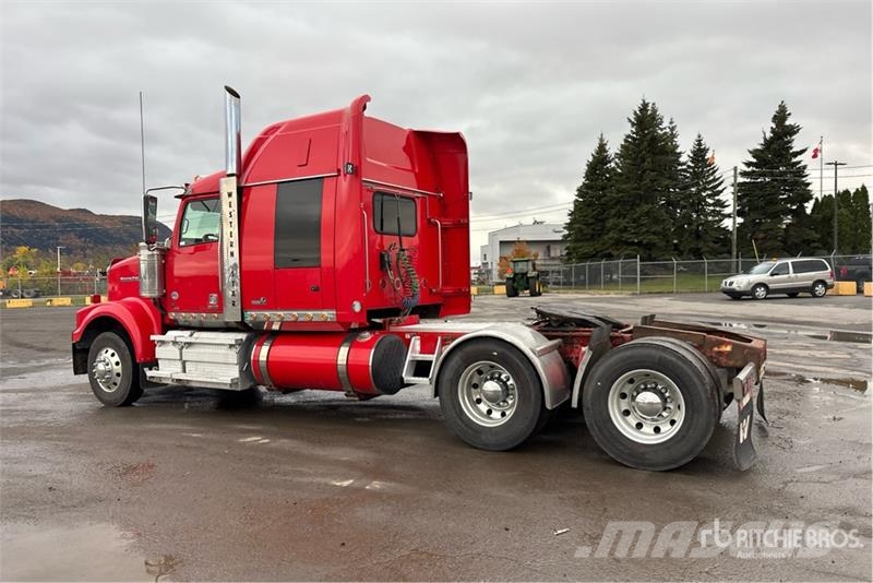 Western Star 4900 6x4 T/A Sleeper Truck Tractor Camiones tractor