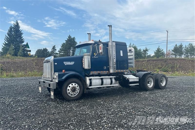 Western Star 4900 6x4 T/A Sleeper Truck Tractor Влекачи