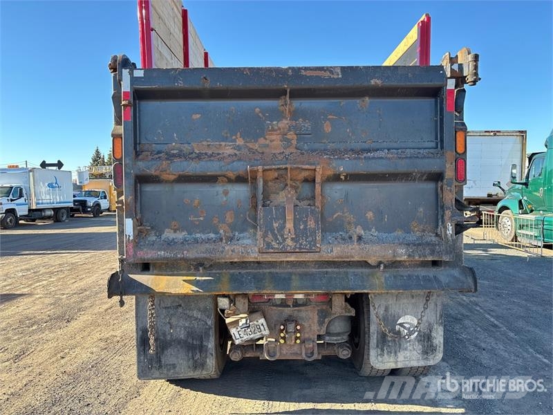 Western Star 4900 8x4 Twin-Steer T/A Dump Truck Camion benne