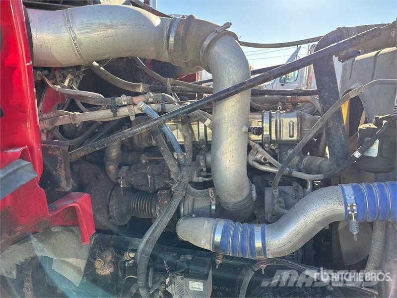 Western Star 4900 8x4 Twin-Steer T/A Dump Truck Camion benne
