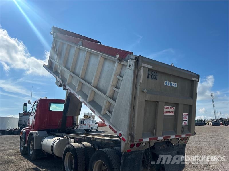 Western Star 4900 8x4 Twin-Steer T/A Dump Truck 덤프 트럭