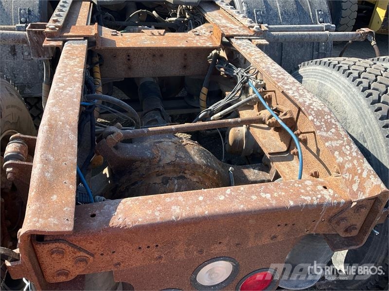 Western Star 4900 8x4 Heavy Haul Tri/A Day Cab Truck Tractor Влекачи