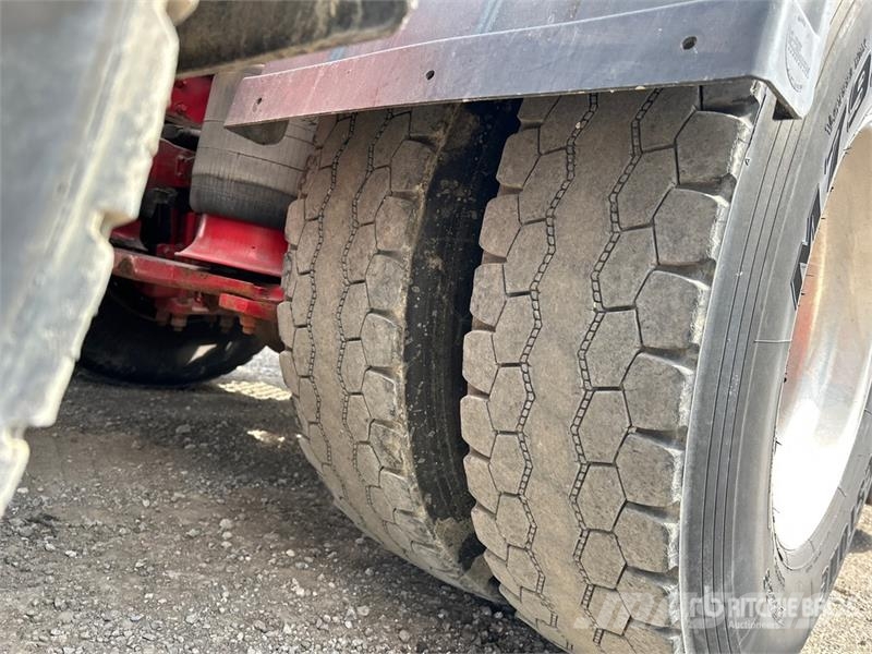 Western Star 4900 8x4 Tri/A Sleeper Truck Tractor Влекачи
