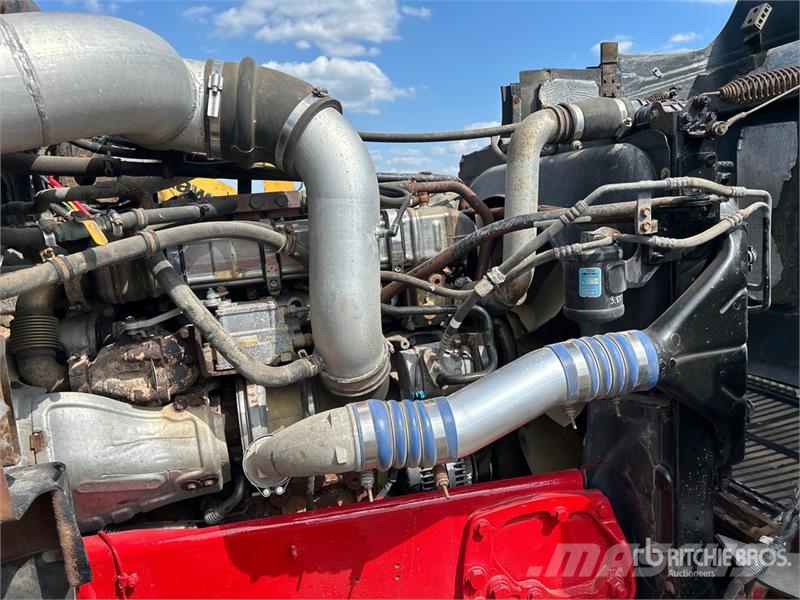 Western Star 4900 8x4 Tri/A Sleeper Truck Tractor Влекачи