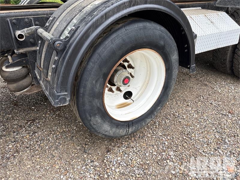 Western Star 4900 8x4 Tri/A Dump Truck Kipper