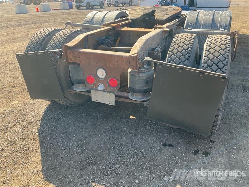 Western Star 4900 8x4 Heavy Haul Tri/A Day Cab Truck Tractor Влекачи