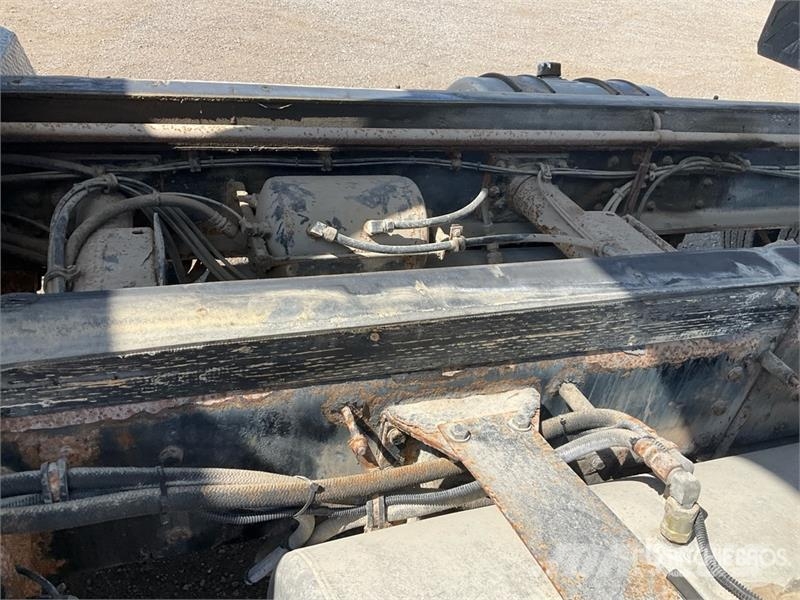 Western Star 4900 8x4 Twin-Steer T/A Dump Truck 덤프 트럭
