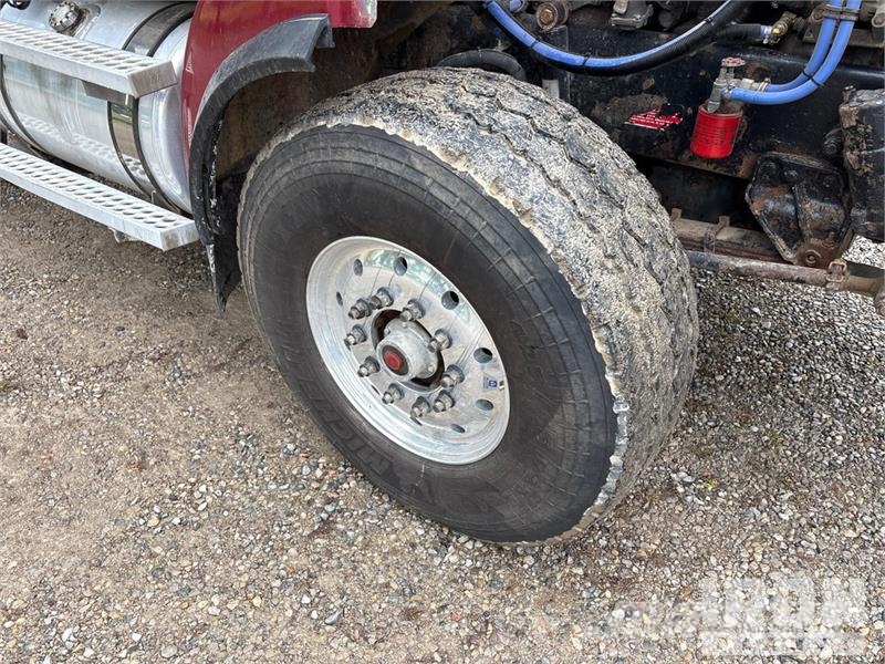 Western Star 4900 8x4 Tri/A Dump Truck Kipper
