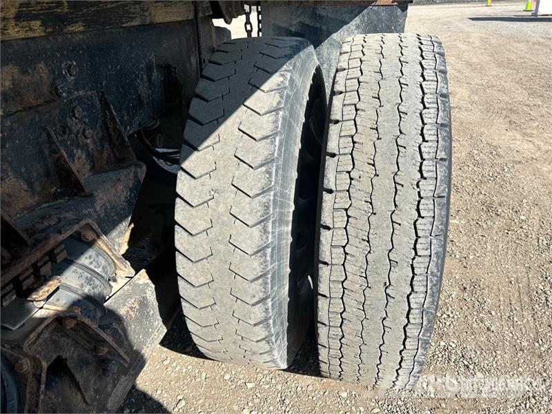 Western Star 4900 8x4 Twin-Steer T/A Dump Truck 덤프 트럭