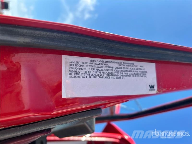 Western Star 4900 8x4 Twin-Steer T/A Dump Truck 덤프 트럭