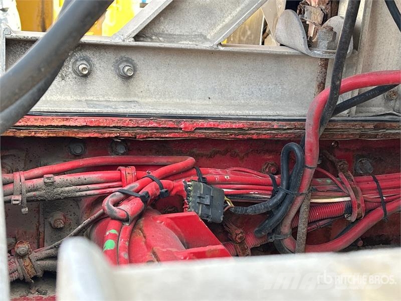 Western Star 4900 8x4 Tri/A Sleeper Truck Tractor Влекачи
