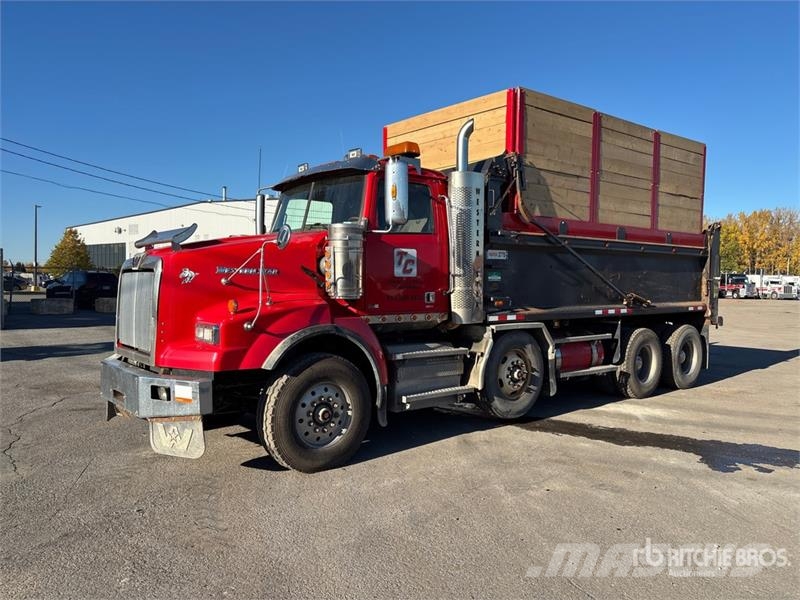 Western Star 4900 8x4 Twin-Steer T/A Dump Truck Camion benne