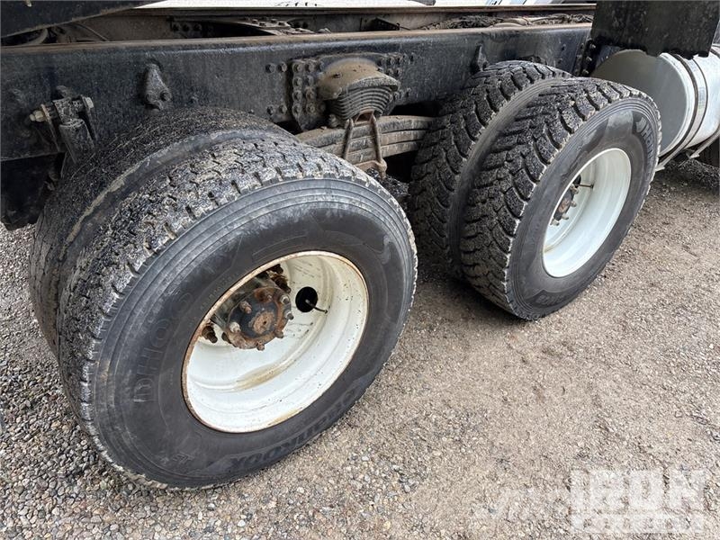 Western Star 4900 8x4 Tri/A Dump Truck Kipper