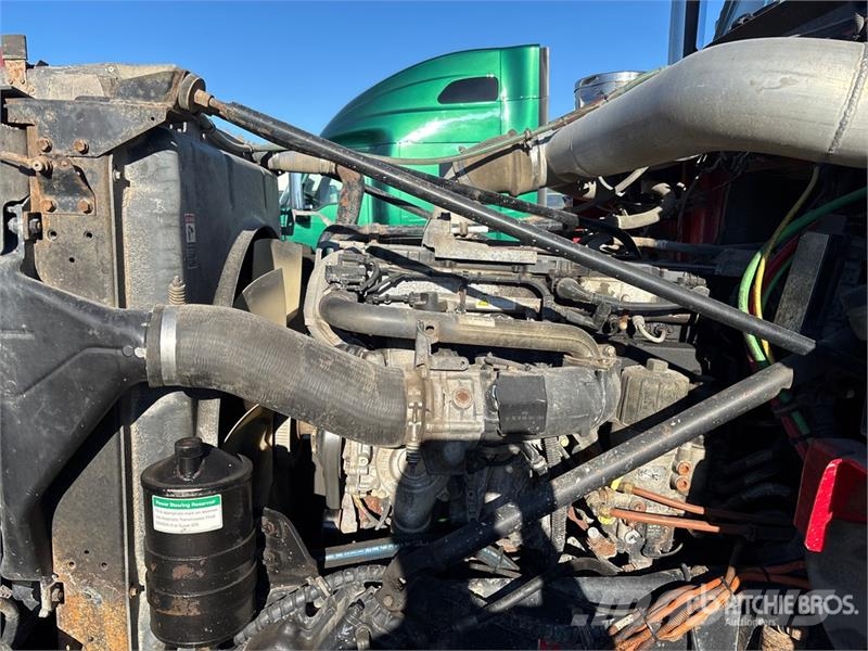 Western Star 4900 8x4 Twin-Steer T/A Dump Truck Camion benne
