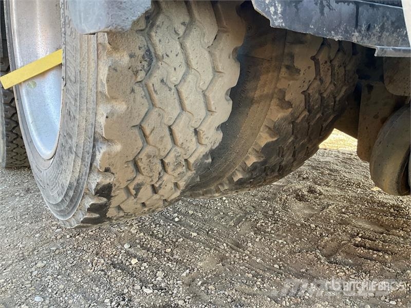 Western Star 4900 8x4 Heavy Haul Tri/A Day Cab Truck Tractor Влекачи