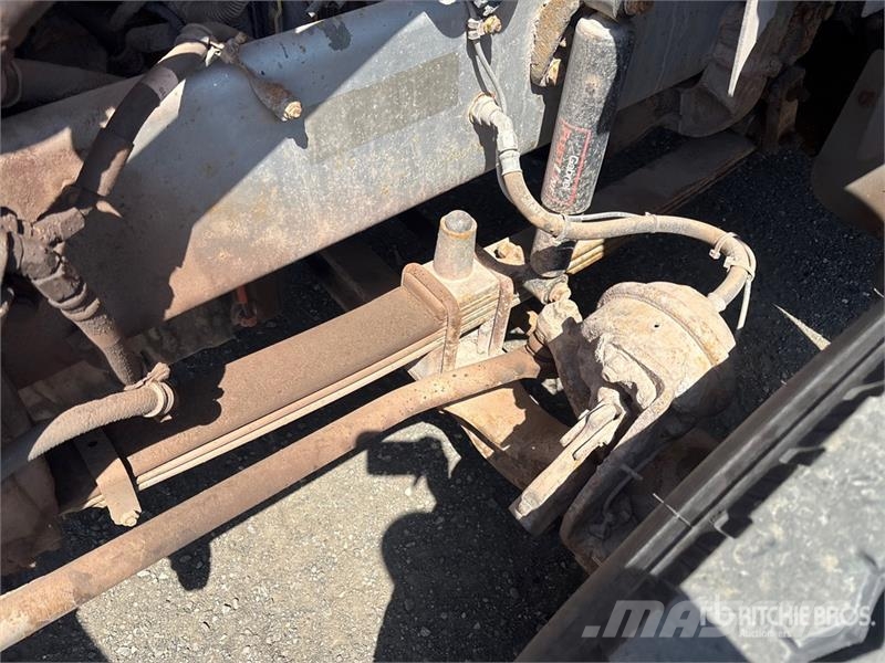 Western Star 4900 8x6 Tri/A Sleeper Truck Tractor Влекачи
