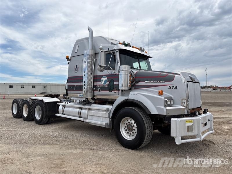 Western Star 4900 8x6 Tri/A Sleeper Truck Tractor Влекачи