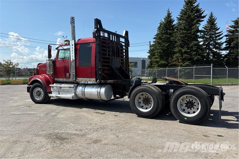 Western Star 4900 FA 6x4 T/A Sleeper Truck Tractor Седельные тягачи