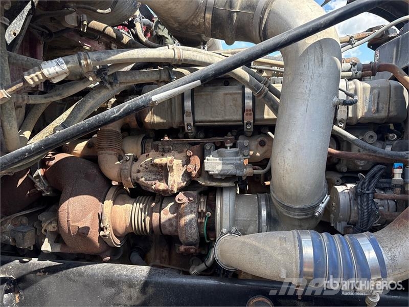 Western Star 4900 FA 6x4 T/A Sleeper Truck Tractor Седельные тягачи