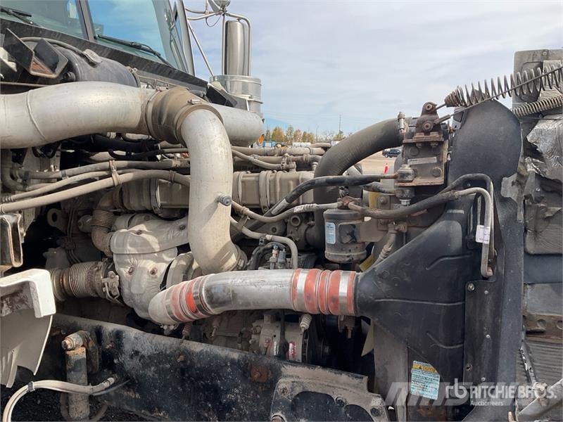 Western Star 4900 SA 6x4 T/A Day Cab Truck Tractor Vilcēji