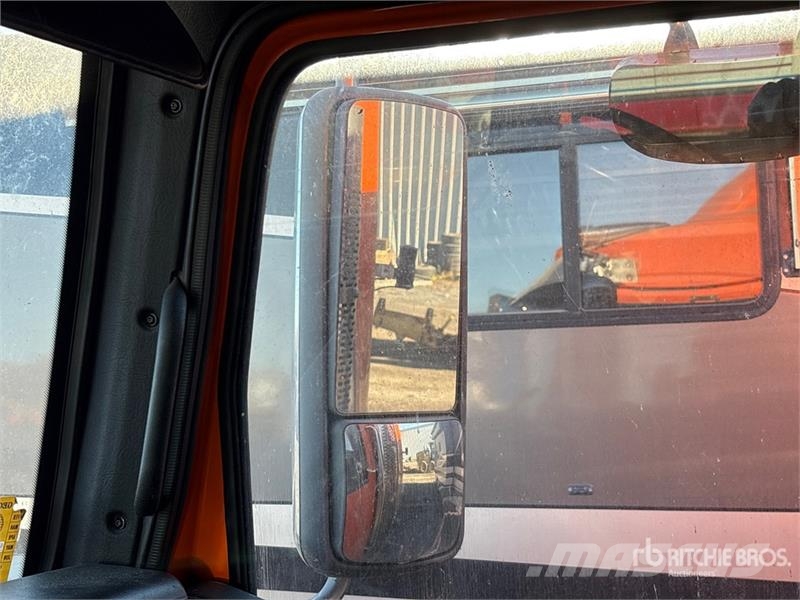 Western Star 4900FA Prime Movers