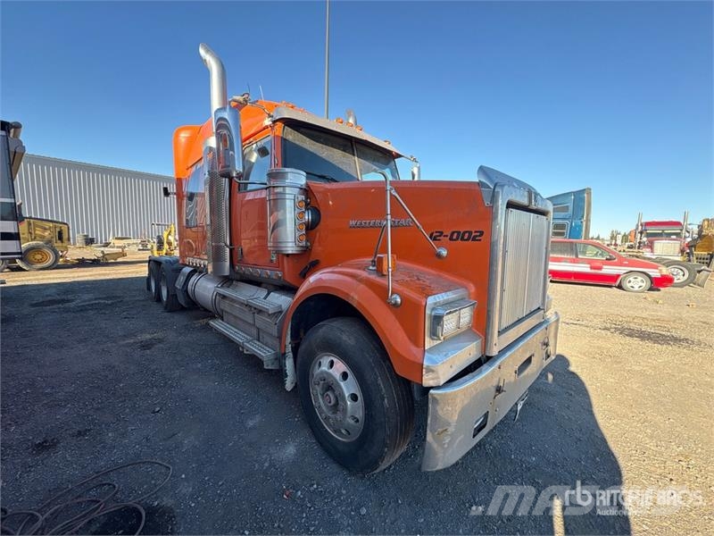 Western Star 4900FA Prime Movers