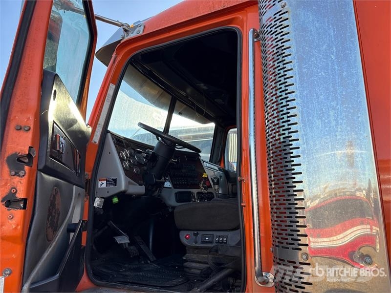 Western Star 4900FA Prime Movers