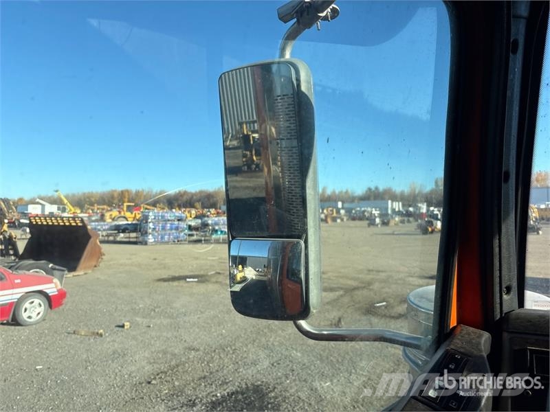 Western Star 4900FA Prime Movers
