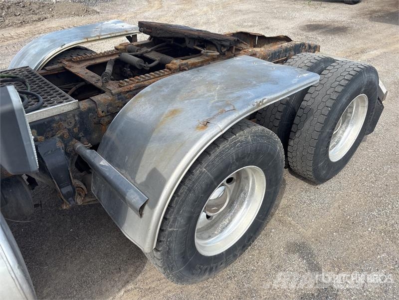 Western Star 4900FA 6x4 T/A Sleeper Truck Tractor Влекачи