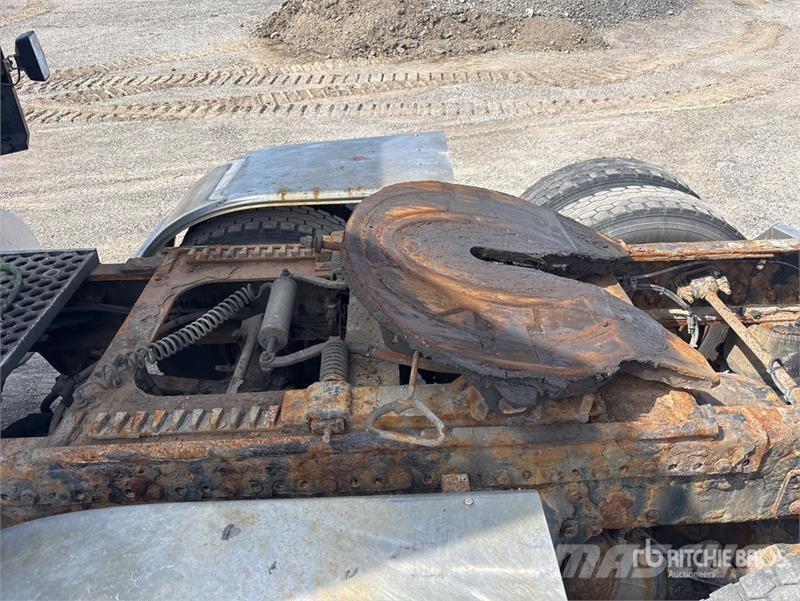 Western Star 4900FA 6x4 T/A Sleeper Truck Tractor Влекачи
