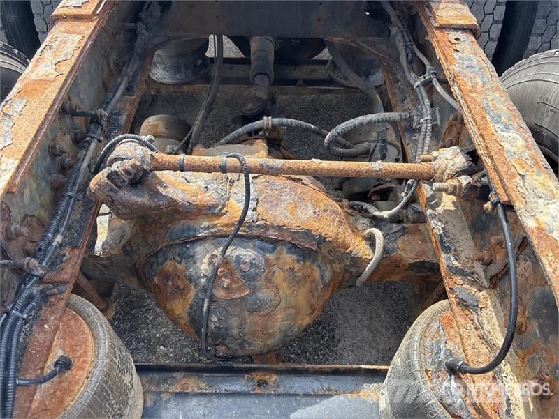 Western Star 4900FA 6x4 T/A Sleeper Truck Tractor Влекачи