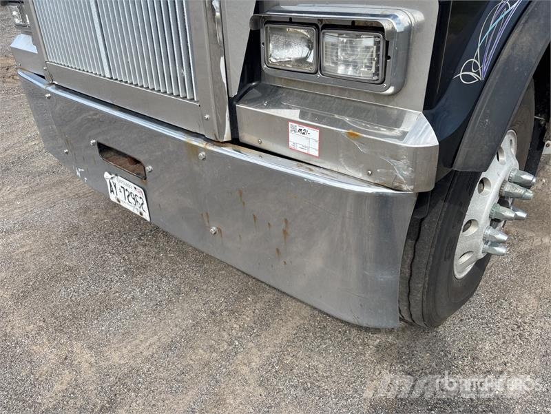 Western Star 4900FA 6x4 T/A Sleeper Truck Tractor Влекачи