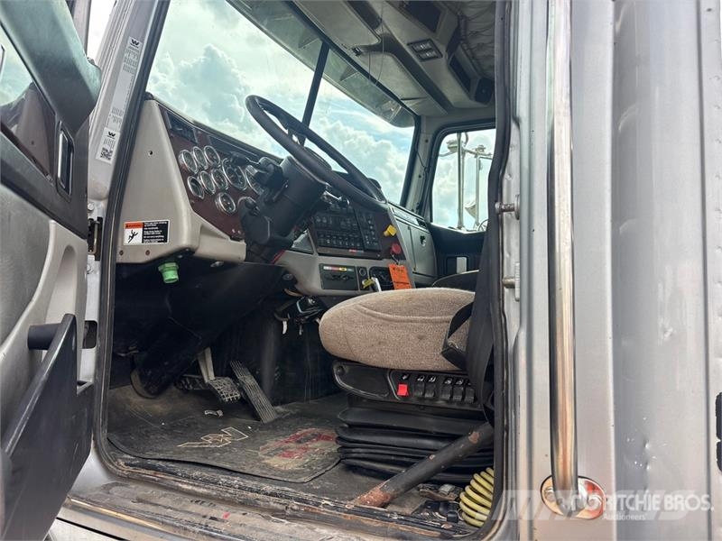 Western Star 4900SA 6x4 Heavy Haul T/A Day Cab Truck Tractor Влекачи
