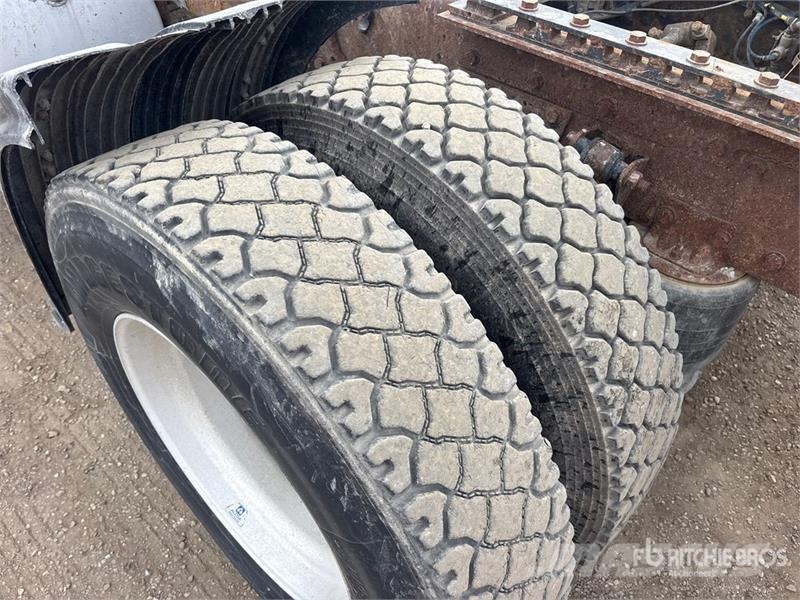 Western Star 4900SA 6x4 Heavy Haul T/A Day Cab Truck Tractor Влекачи